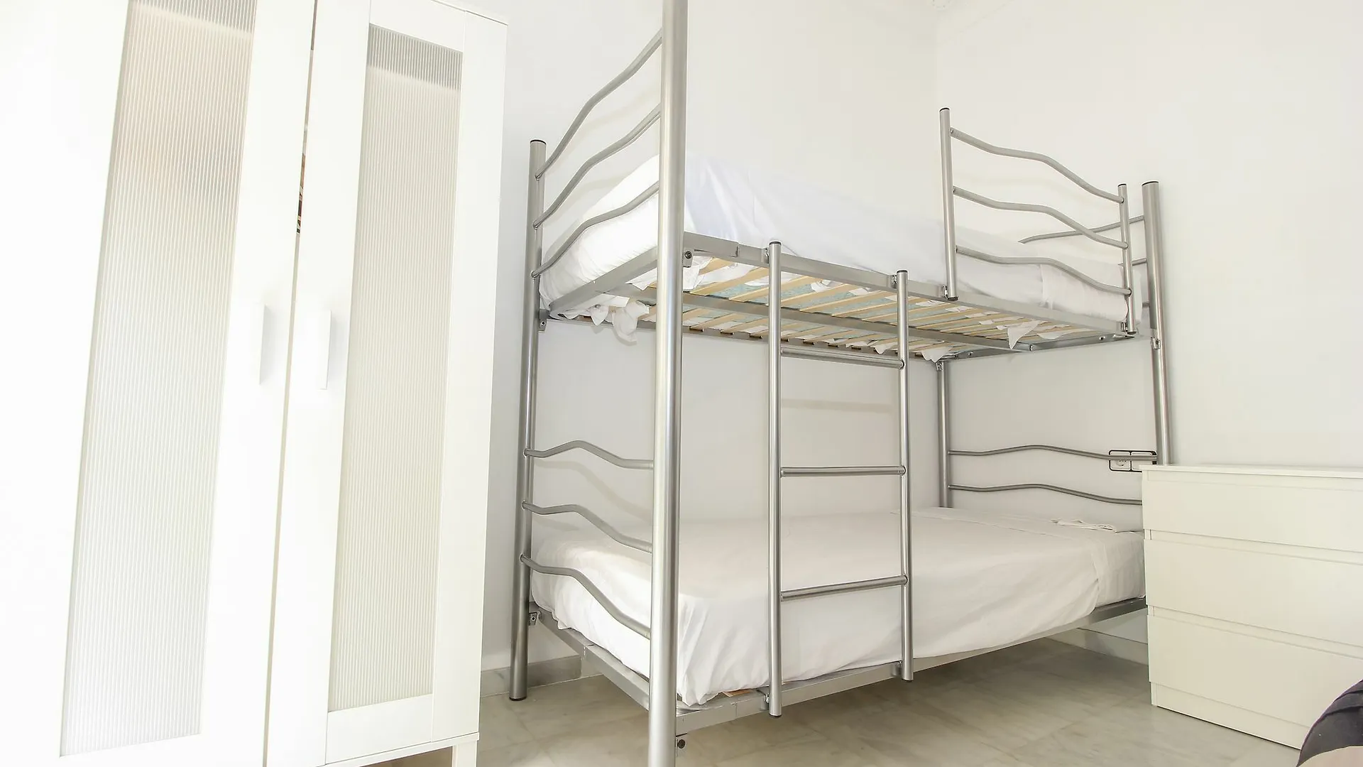 Deluxe Apartment Arco Del Postigo Seville Spain
